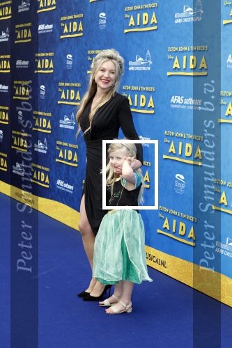 Scheveningen 23 april 2023
Premiere AIDA in het circustheater in Scheveningen .
Lauren Verster met dochter