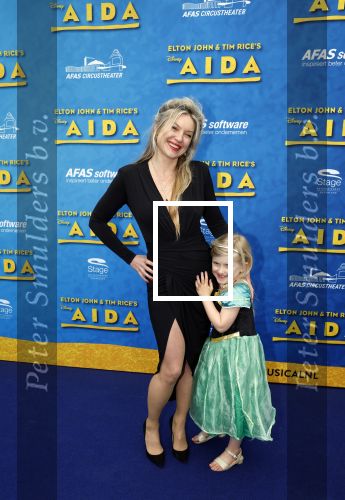 Scheveningen 23 april 2023
Premiere AIDA in het circustheater in Scheveningen .
Lauren Verster met dochter