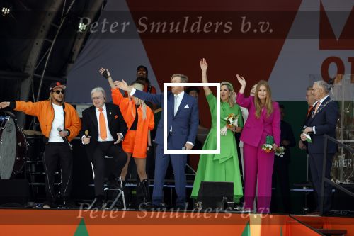 Rotterdam 27 april 2023
Koningsdag 2023 in Rotterdam met aanwezig Koning Willem Alexander, KoninginMaxima ,Prinses Amalia, Prinses Ariane ,Prins Constantijn ,Prinses Laurentien ,Prins Maurits ,Prinses Marilene ,Prins Bernhard ,Prinses Annette ,Prins Floris ,Prinses Aimee ,Prins Pieter Christiaan, en Prinses Anita .
Burgemeester Aboutaleb is de gastheer. Optreden van Lee Towers Davina Michelle en Ronnie Flex.