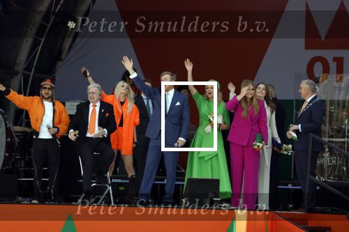 Rotterdam 27 april 2023
Koningsdag 2023 in Rotterdam met aanwezig Koning Willem Alexander, KoninginMaxima ,Prinses Amalia, Prinses Ariane ,Prins Constantijn ,Prinses Laurentien ,Prins Maurits ,Prinses Marilene ,Prins Bernhard ,Prinses Annette ,Prins Floris ,Prinses Aimee ,Prins Pieter Christiaan, en Prinses Anita .
Burgemeester Aboutaleb is de gastheer. Optreden van Lee Towers Davina Michelle en Ronnie Flex.