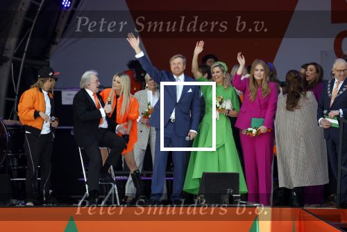 Rotterdam 27 april 2023
Koningsdag 2023 in Rotterdam met aanwezig Koning Willem Alexander, KoninginMaxima ,Prinses Amalia, Prinses Ariane ,Prins Constantijn ,Prinses Laurentien ,Prins Maurits ,Prinses Marilene ,Prins Bernhard ,Prinses Annette ,Prins Floris ,Prinses Aimee ,Prins Pieter Christiaan, en Prinses Anita .
Burgemeester Aboutaleb is de gastheer. Optreden van Lee Towers Davina Michelle en Ronnie Flex.