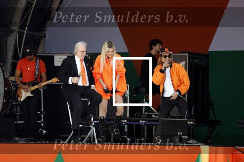 Rotterdam 27 april 2023
Koningsdag 2023 in Rotterdam met aanwezig Koning Willem Alexander, KoninginMaxima ,Prinses Amalia, Prinses Ariane ,Prins Constantijn ,Prinses Laurentien ,Prins Maurits ,Prinses Marilene ,Prins Bernhard ,Prinses Annette ,Prins Floris ,Prinses Aimee ,Prins Pieter Christiaan, en Prinses Anita .
Burgemeester Aboutaleb is de gastheer. Optreden van Lee Towers Davina Michelle en Ronnie Flex.