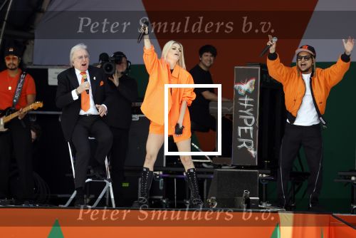 Rotterdam 27 april 2023
Koningsdag 2023 in Rotterdam met aanwezig Koning Willem Alexander, KoninginMaxima ,Prinses Amalia, Prinses Ariane ,Prins Constantijn ,Prinses Laurentien ,Prins Maurits ,Prinses Marilene ,Prins Bernhard ,Prinses Annette ,Prins Floris ,Prinses Aimee ,Prins Pieter Christiaan, en Prinses Anita .
Burgemeester Aboutaleb is de gastheer. Optreden van Lee Towers Davina Michelle en Ronnie Flex.
