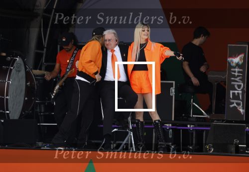 Rotterdam 27 april 2023
Koningsdag 2023 in Rotterdam met aanwezig Koning Willem Alexander, KoninginMaxima ,Prinses Amalia, Prinses Ariane ,Prins Constantijn ,Prinses Laurentien ,Prins Maurits ,Prinses Marilene ,Prins Bernhard ,Prinses Annette ,Prins Floris ,Prinses Aimee ,Prins Pieter Christiaan, en Prinses Anita .
Burgemeester Aboutaleb is de gastheer. Optreden van Lee Towers Davina Michelle en Ronnie Flex.