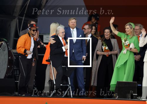 Rotterdam 27 april 2023
Koningsdag 2023 in Rotterdam met aanwezig Koning Willem Alexander, KoninginMaxima ,Prinses Amalia, Prinses Ariane ,Prins Constantijn ,Prinses Laurentien ,Prins Maurits ,Prinses Marilene ,Prins Bernhard ,Prinses Annette ,Prins Floris ,Prinses Aimee ,Prins Pieter Christiaan, en Prinses Anita .
Burgemeester Aboutaleb is de gastheer. Optreden van Lee Towers Davina Michelle en Ronnie Flex.