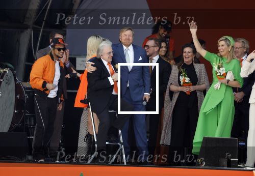 Rotterdam 27 april 2023
Koningsdag 2023 in Rotterdam met aanwezig Koning Willem Alexander, KoninginMaxima ,Prinses Amalia, Prinses Ariane ,Prins Constantijn ,Prinses Laurentien ,Prins Maurits ,Prinses Marilene ,Prins Bernhard ,Prinses Annette ,Prins Floris ,Prinses Aimee ,Prins Pieter Christiaan, en Prinses Anita .
Burgemeester Aboutaleb is de gastheer. Optreden van Lee Towers Davina Michelle en Ronnie Flex.
