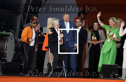 Rotterdam 27 april 2023
Koningsdag 2023 in Rotterdam met aanwezig Koning Willem Alexander, KoninginMaxima ,Prinses Amalia, Prinses Ariane ,Prins Constantijn ,Prinses Laurentien ,Prins Maurits ,Prinses Marilene ,Prins Bernhard ,Prinses Annette ,Prins Floris ,Prinses Aimee ,Prins Pieter Christiaan, en Prinses Anita .
Burgemeester Aboutaleb is de gastheer. Optreden van Lee Towers Davina Michelle en Ronnie Flex.