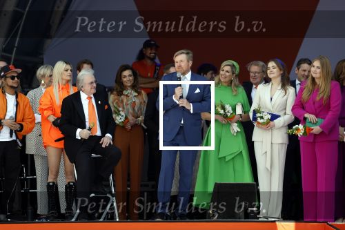 Rotterdam 27 april 2023
Koningsdag 2023 in Rotterdam met aanwezig Koning Willem Alexander, KoninginMaxima ,Prinses Amalia, Prinses Ariane ,Prins Constantijn ,Prinses Laurentien ,Prins Maurits ,Prinses Marilene ,Prins Bernhard ,Prinses Annette ,Prins Floris ,Prinses Aimee ,Prins Pieter Christiaan, en Prinses Anita .
Burgemeester Aboutaleb is de gastheer. Optreden van Lee Towers Davina Michelle en Ronnie Flex.