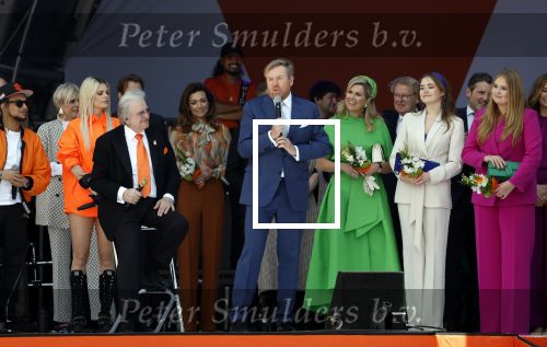Rotterdam 27 april 2023
Koningsdag 2023 in Rotterdam met aanwezig Koning Willem Alexander, KoninginMaxima ,Prinses Amalia, Prinses Ariane ,Prins Constantijn ,Prinses Laurentien ,Prins Maurits ,Prinses Marilene ,Prins Bernhard ,Prinses Annette ,Prins Floris ,Prinses Aimee ,Prins Pieter Christiaan, en Prinses Anita .
Burgemeester Aboutaleb is de gastheer. Optreden van Lee Towers Davina Michelle en Ronnie Flex.