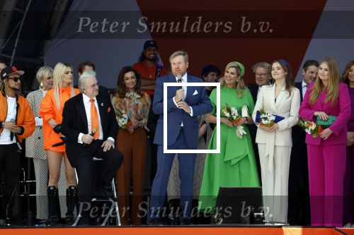 Rotterdam 27 april 2023
Koningsdag 2023 in Rotterdam met aanwezig Koning Willem Alexander, KoninginMaxima ,Prinses Amalia, Prinses Ariane ,Prins Constantijn ,Prinses Laurentien ,Prins Maurits ,Prinses Marilene ,Prins Bernhard ,Prinses Annette ,Prins Floris ,Prinses Aimee ,Prins Pieter Christiaan, en Prinses Anita .
Burgemeester Aboutaleb is de gastheer. Optreden van Lee Towers Davina Michelle en Ronnie Flex.