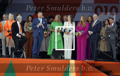 Rotterdam 27 april 2023
Koningsdag 2023 in Rotterdam met aanwezig Koning Willem Alexander, KoninginMaxima ,Prinses Amalia, Prinses Ariane ,Prins Constantijn ,Prinses Laurentien ,Prins Maurits ,Prinses Marilene ,Prins Bernhard ,Prinses Annette ,Prins Floris ,Prinses Aimee ,Prins Pieter Christiaan, en Prinses Anita .
Burgemeester Aboutaleb is de gastheer. Optreden van Lee Towers Davina Michelle en Ronnie Flex.