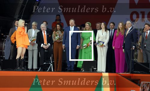 Rotterdam 27 april 2023
Koningsdag 2023 in Rotterdam met aanwezig Koning Willem Alexander, KoninginMaxima ,Prinses Amalia, Prinses Ariane ,Prins Constantijn ,Prinses Laurentien ,Prins Maurits ,Prinses Marilene ,Prins Bernhard ,Prinses Annette ,Prins Floris ,Prinses Aimee ,Prins Pieter Christiaan, en Prinses Anita .
Burgemeester Aboutaleb is de gastheer. Optreden van Lee Towers Davina Michelle en Ronnie Flex.