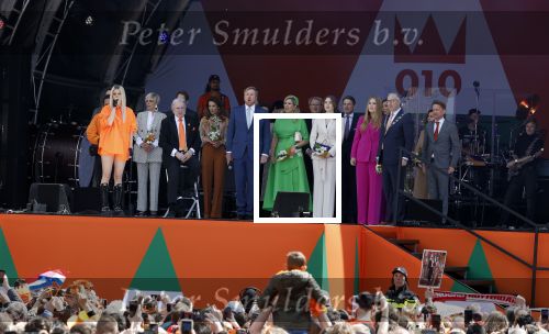 Rotterdam 27 april 2023
Koningsdag 2023 in Rotterdam met aanwezig Koning Willem Alexander, KoninginMaxima ,Prinses Amalia, Prinses Ariane ,Prins Constantijn ,Prinses Laurentien ,Prins Maurits ,Prinses Marilene ,Prins Bernhard ,Prinses Annette ,Prins Floris ,Prinses Aimee ,Prins Pieter Christiaan, en Prinses Anita .
Burgemeester Aboutaleb is de gastheer. Optreden van Lee Towers Davina Michelle en Ronnie Flex.