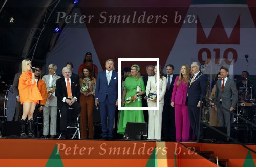 Rotterdam 27 april 2023
Koningsdag 2023 in Rotterdam met aanwezig Koning Willem Alexander, KoninginMaxima ,Prinses Amalia, Prinses Ariane ,Prins Constantijn ,Prinses Laurentien ,Prins Maurits ,Prinses Marilene ,Prins Bernhard ,Prinses Annette ,Prins Floris ,Prinses Aimee ,Prins Pieter Christiaan, en Prinses Anita .
Burgemeester Aboutaleb is de gastheer. Optreden van Lee Towers Davina Michelle en Ronnie Flex.
