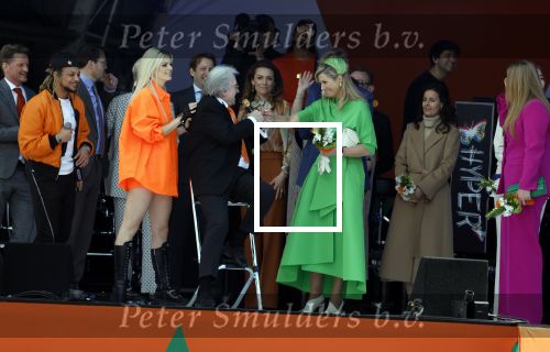 Rotterdam 27 april 2023
Koningsdag 2023 in Rotterdam met aanwezig Koning Willem Alexander, KoninginMaxima ,Prinses Amalia, Prinses Ariane ,Prins Constantijn ,Prinses Laurentien ,Prins Maurits ,Prinses Marilene ,Prins Bernhard ,Prinses Annette ,Prins Floris ,Prinses Aimee ,Prins Pieter Christiaan, en Prinses Anita .
Burgemeester Aboutaleb is de gastheer. Lee Towers Davina Michelle en Ronnie Flex treden op.