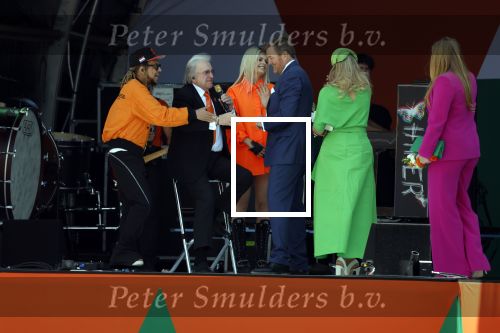 Rotterdam 27 april 2023
Koningsdag 2023 in Rotterdam met aanwezig Koning Willem Alexander, KoninginMaxima ,Prinses Amalia, Prinses Ariane ,Prins Constantijn ,Prinses Laurentien ,Prins Maurits ,Prinses Marilene ,Prins Bernhard ,Prinses Annette ,Prins Floris ,Prinses Aimee ,Prins Pieter Christiaan, en Prinses Anita .
Burgemeester Aboutaleb is de gastheer. Optreden van Lee Towers Davina Michelle en Ronnie Flex.