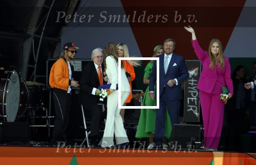 Rotterdam 27 april 2023
Koningsdag 2023 in Rotterdam met aanwezig Koning Willem Alexander, KoninginMaxima ,Prinses Amalia, Prinses Ariane ,Prins Constantijn ,Prinses Laurentien ,Prins Maurits ,Prinses Marilene ,Prins Bernhard ,Prinses Annette ,Prins Floris ,Prinses Aimee ,Prins Pieter Christiaan, en Prinses Anita .
Burgemeester Aboutaleb is de gastheer. Optreden van Lee Towers Davina Michelle en Ronnie Flex.