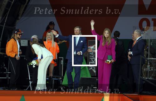 Rotterdam 27 april 2023
Koningsdag 2023 in Rotterdam met aanwezig Koning Willem Alexander, KoninginMaxima ,Prinses Amalia, Prinses Ariane ,Prins Constantijn ,Prinses Laurentien ,Prins Maurits ,Prinses Marilene ,Prins Bernhard ,Prinses Annette ,Prins Floris ,Prinses Aimee ,Prins Pieter Christiaan, en Prinses Anita .
Burgemeester Aboutaleb is de gastheer. Optreden van Lee Towers Davina Michelle en Ronnie Flex.