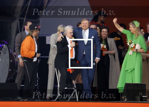Rotterdam 27 april 2023
Koningsdag 2023 in Rotterdam met aanwezig Koning Willem Alexander, KoninginMaxima ,Prinses Amalia, Prinses Ariane ,Prins Constantijn ,Prinses Laurentien ,Prins Maurits ,Prinses Marilene ,Prins Bernhard ,Prinses Annette ,Prins Floris ,Prinses Aimee ,Prins Pieter Christiaan, en Prinses Anita .
Burgemeester Aboutaleb is de gastheer. Optreden van Lee Towers Davina Michelle en Ronnie Flex.