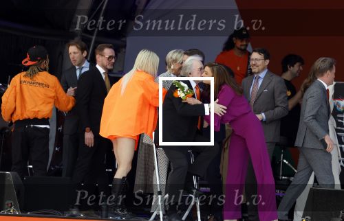 Rotterdam 27 april 2023
Koningsdag 2023 in Rotterdam met aanwezig Koning Willem Alexander, KoninginMaxima ,Prinses Amalia, Prinses Ariane ,Prins Constantijn ,Prinses Laurentien ,Prins Maurits ,Prinses Marilene ,Prins Bernhard ,Prinses Annette ,Prins Floris ,Prinses Aimee ,Prins Pieter Christiaan, en Prinses Anita .
Burgemeester Aboutaleb is de gastheer. Lee Towers Davina Michelle en Ronnie Flex treden op.