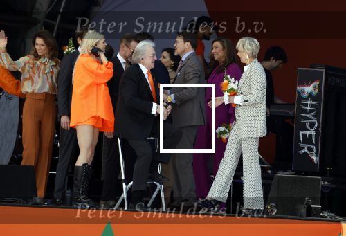 Rotterdam 27 april 2023
Koningsdag 2023 in Rotterdam met aanwezig Koning Willem Alexander, KoninginMaxima ,Prinses Amalia, Prinses Ariane ,Prins Constantijn ,Prinses Laurentien ,Prins Maurits ,Prinses Marilene ,Prins Bernhard ,Prinses Annette ,Prins Floris ,Prinses Aimee ,Prins Pieter Christiaan, en Prinses Anita .
Burgemeester Aboutaleb is de gastheer. Lee Towers Davina Michelle en Ronnie Flex treden op.