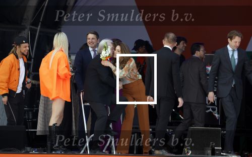 Rotterdam 27 april 2023
Koningsdag 2023 in Rotterdam met aanwezig Koning Willem Alexander, KoninginMaxima ,Prinses Amalia, Prinses Ariane ,Prins Constantijn ,Prinses Laurentien ,Prins Maurits ,Prinses Marilene ,Prins Bernhard ,Prinses Annette ,Prins Floris ,Prinses Aimee ,Prins Pieter Christiaan, en Prinses Anita .
Burgemeester Aboutaleb is de gastheer. Lee Towers Davina Michelle en Ronnie Flex treden op.