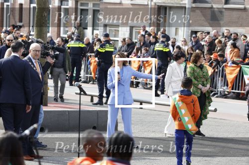 Rotterdam 27 april 2023
Koningsdag 2023 in Rotterdam met aanwezig Koning Willem Alexander, KoninginMaxima ,Prinses Amalia, Prinses Ariane ,Prins Constantijn ,Prinses Laurentien ,Prins Maurits ,Prinses Marilene ,Prins Bernhard ,Prinses Annette ,Prins Floris ,Prinses Aimee ,Prins Pieter Christiaan, en Prinses Anita .
Burgemeester Aboutaleb is de gastheer.