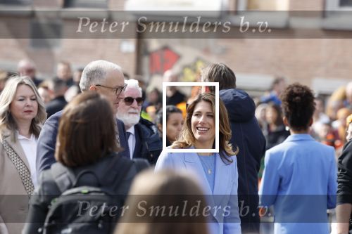 Rotterdam 27 april 2023
Koningsdag 2023 in Rotterdam met aanwezig Koning Willem Alexander, KoninginMaxima ,Prinses Amalia, Prinses Ariane ,Prins Constantijn ,Prinses Laurentien ,Prins Maurits ,Prinses Marilene ,Prins Bernhard ,Prinses Annette ,Prins Floris ,Prinses Aimee ,Prins Pieter Christiaan, en Prinses Anita .
Burgemeester Aboutaleb is de gastheer.