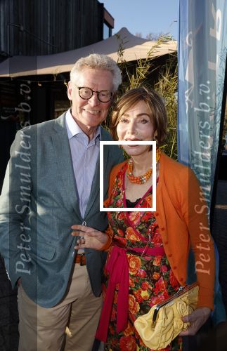 Kortenhoef 29 april 2023
Presntatie tijdschrift Nicole des Bouvrie bij Ottenhome.
Marijke Helwegen met haar man harrie