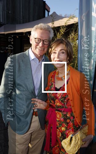 Kortenhoef 29 april 2023
Presntatie tijdschrift Nicole des Bouvrie bij Ottenhome.
Marijke Helwegen met haar man harrie