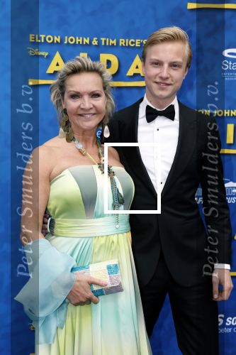 Scheveningen 23 april 2023
Premiere AIDA in het circustheater in Scheveningen .
Mariska v Kock met zoon