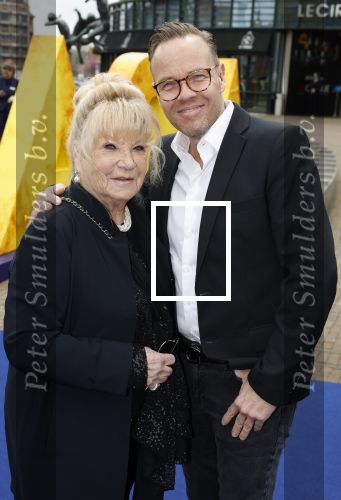 Scheveningen 23 april 2023
Premiere AIDA in het circustheater in Scheveningen .
maurice Kroon met zijn moeder
