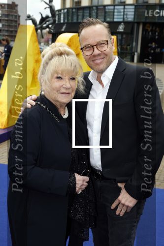 Scheveningen 23 april 2023
Premiere AIDA in het circustheater in Scheveningen .
maurice Kroon met zijn moeder