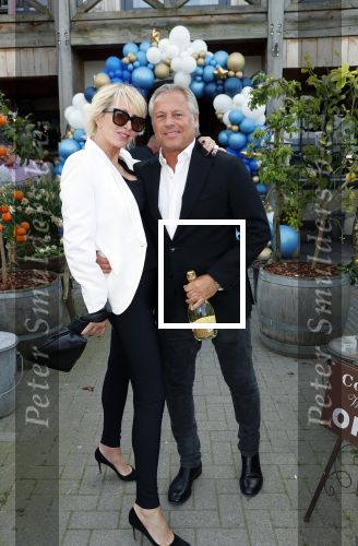 Noorden  30 april 2023
Gerard Joling viert zijn 63e verjaardag.
Monique des Bouvrie met partner Otto Klein