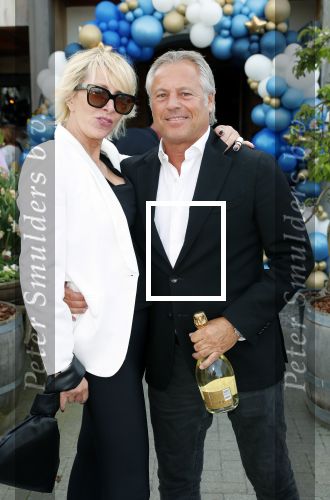 Noorden  30 april 2023
Gerard Joling viert zijn 63e verjaardag.
Monique des Bouvrie met partner Otto Klein