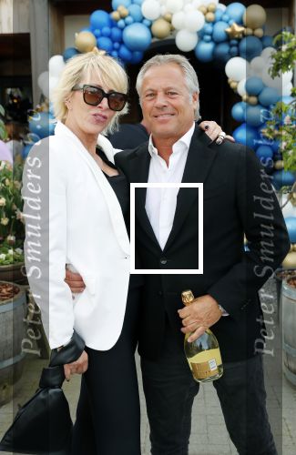 Noorden  30 april 2023
Gerard Joling viert zijn 63e verjaardag.
Monique des Bouvrie met partner Otto Klein