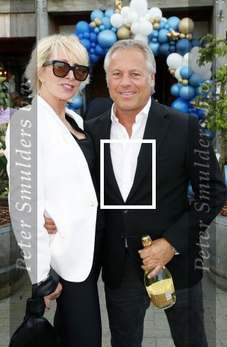 Noorden  30 april 2023
Gerard Joling viert zijn 63e verjaardag.
Monique des Bouvrie met partner Otto Klein