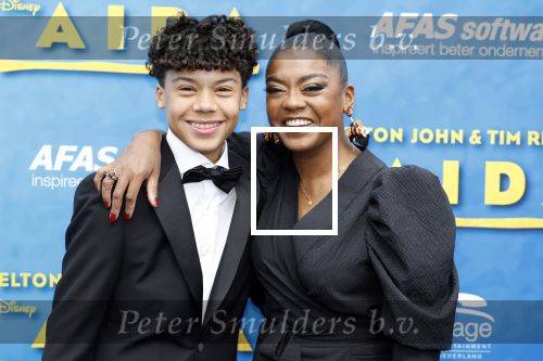 Scheveningen 23 april 2023
Premiere AIDA in het circustheater in Scheveningen .
Natacha Harlequin met zoon