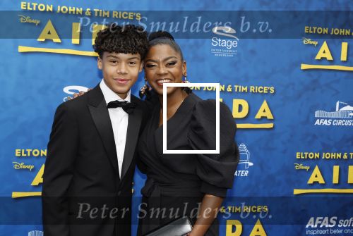 Scheveningen 23 april 2023
Premiere AIDA in het circustheater in Scheveningen .
Natacha Harlequin met zoon