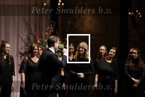 Amsterdam 18 april 2023
Jaap v Zweden krijgt de concertgebouwprijs 2023 in het concertgebouw uit handen van directeur Simon Reinink . Het Nationaal Vrouwen Jeugdkoor heeft de Concertgebouw Young Talent Award in de wacht gesleept