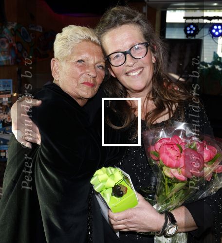 Kortenhoef 29 april 2023
Presntatie tijdschrift Nicole des Bouvrie bij Ottenhome.
Nicole met haar moeder