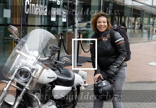 Amstelveen 30 april 2023
Nurlaila bij de musical lunch in schouwburg Amstelveen. Ze kwam mop haar Harley Davidson motor