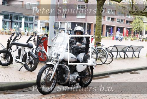 Amstelveen 30 april 2023
Nurlaila bij de musical lunch in schouwburg Amstelveen. Ze kwam mop haar Harley Davidson motor