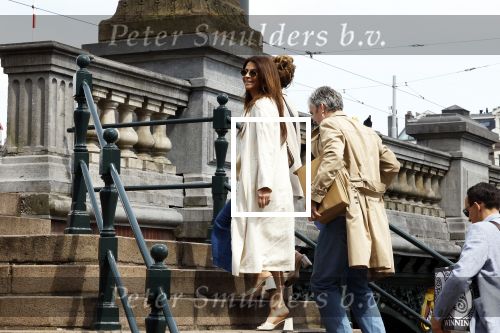 Amsterdam 5 en 6 mei 2023
Ruud de Wild en Olcay Gulsen zijn hun huis aan het verbouwen en zijn nog opnames aan het maken voor hun documentaire. Ook zus Dolshe Gulsen is erbij.