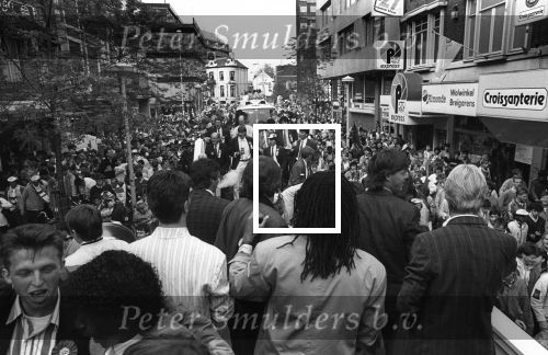 Haarlem, Eindhoven, 23 Mei 1987
Haarlem-PSV 0-3
Landskampioen 1986-1987
Optocht en Gemeentehuis
PSV Landskampioen rondtocht en gemeentehuis