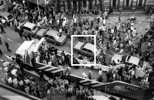 Haarlem, Eindhoven, 23 Mei 1987
Haarlem-PSV 0-3
Landskampioen 1986-1987
Optocht en Gemeentehuis
PSV Landskampioen rondtocht en gemeentehuis