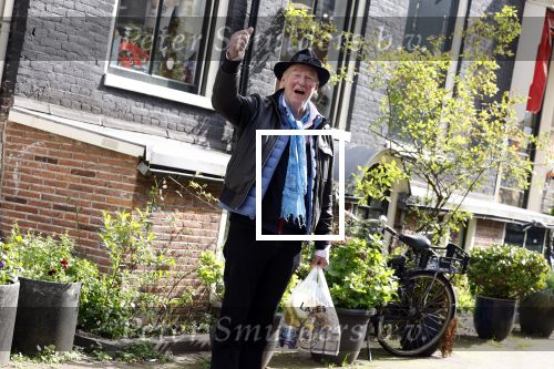 Amsterdam 18 april 2023
Peter Faber doet boodschappen in het centrum van Amsterdam