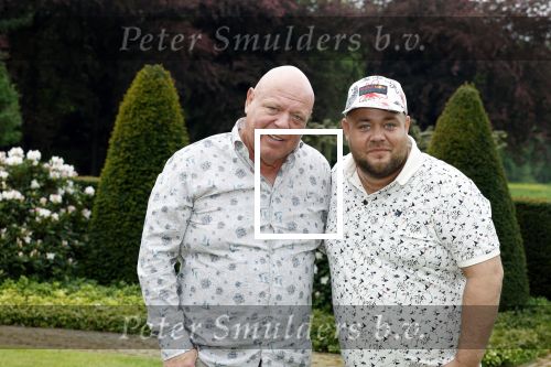 Neerpelt Achel e.o. 8 mei 2023
Peter Gillis bij zijn huis en zijn nieuwe huis . Peter Gillis en zijn zoon Mark Gillis