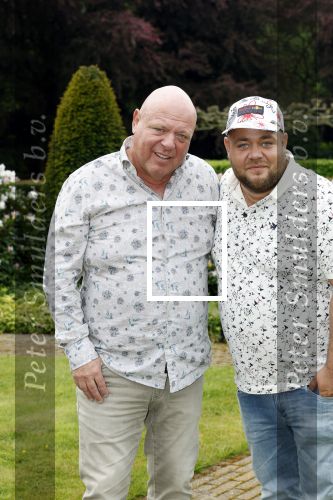 Neerpelt Achel e.o. 8 mei 2023
Peter Gillis bij zijn huis en zijn nieuwe huis . Peter Gillis en zijn zoon Mark Gillis