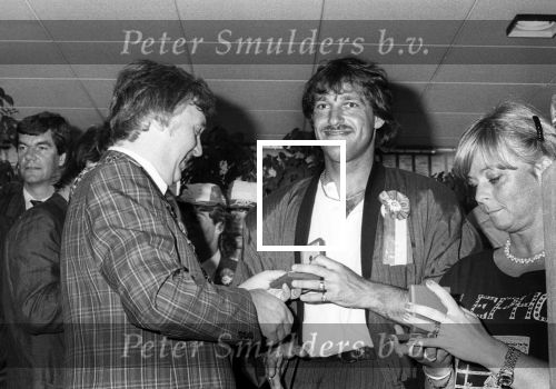 Haarlem, Eindhoven, 23 Mei 1987
Haarlem-PSV 0-3
Landskampioen 1986-1987
Optocht en Gemeentehuis
Peter v d Baar en Rene v d Gijp